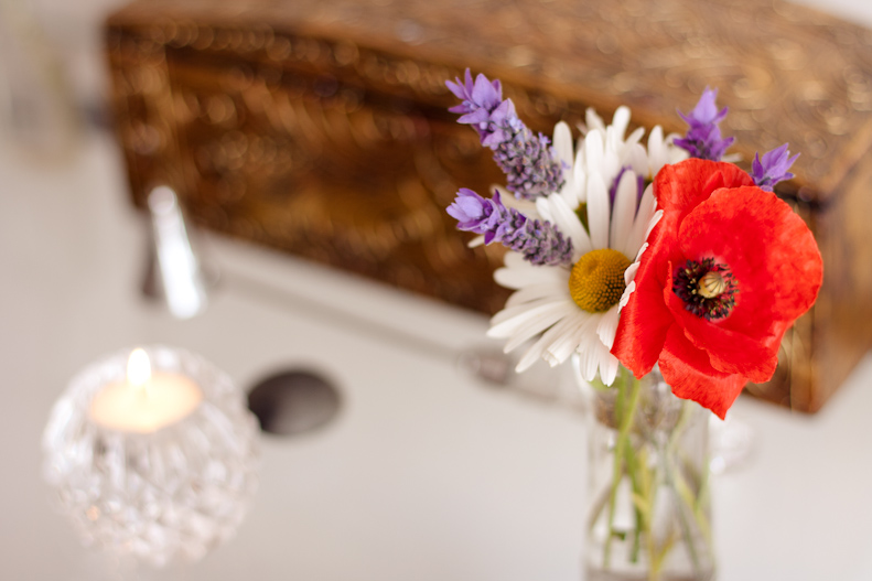 wildflowers natural light candle