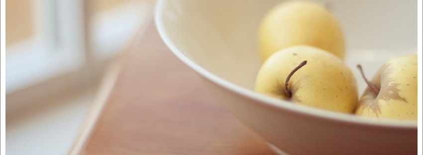 Still life, natural light, apples