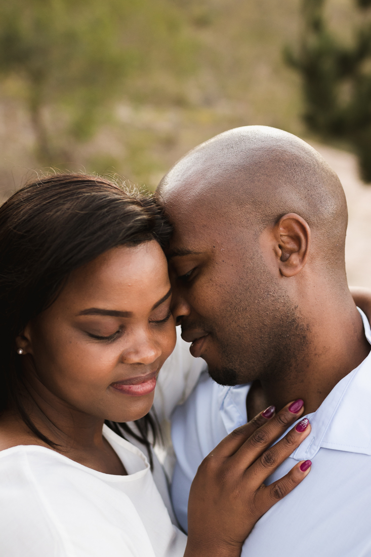 moi du toi approach to couples photography Equleni guest farm Sedgefield