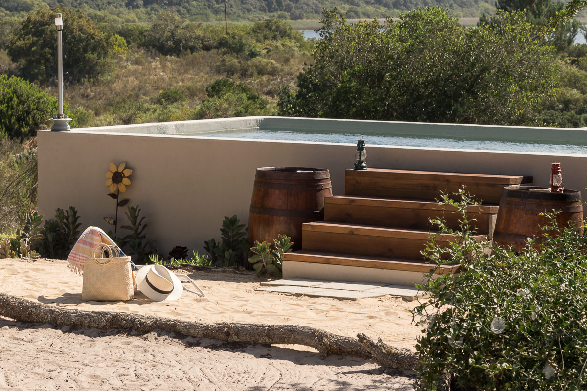 pool real estate bnb photo shoot at Equleni sedgefield garden route photographer moi du to