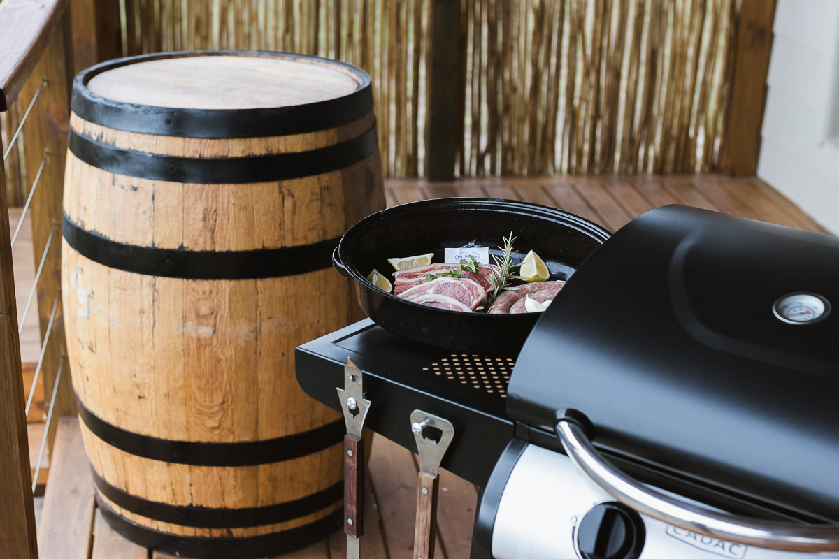 Barbeque real estate bnb photo shoot at Equleni sedgefield garden route photographer moi du to